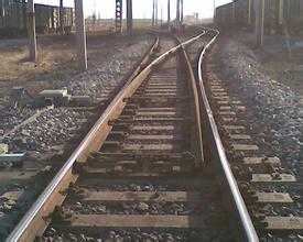 ���_����