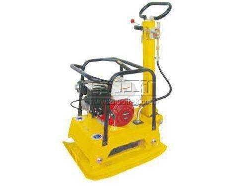 內(nèi)燃機(jī)平板夯