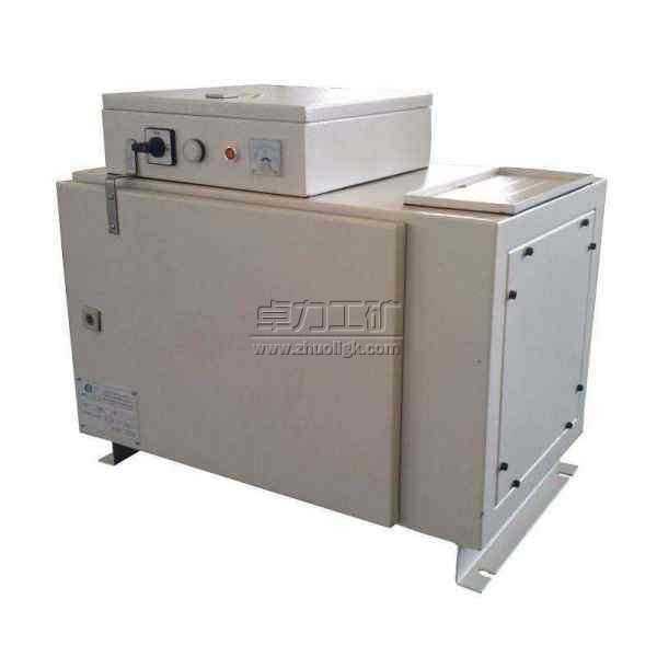 ���F�ۉm������